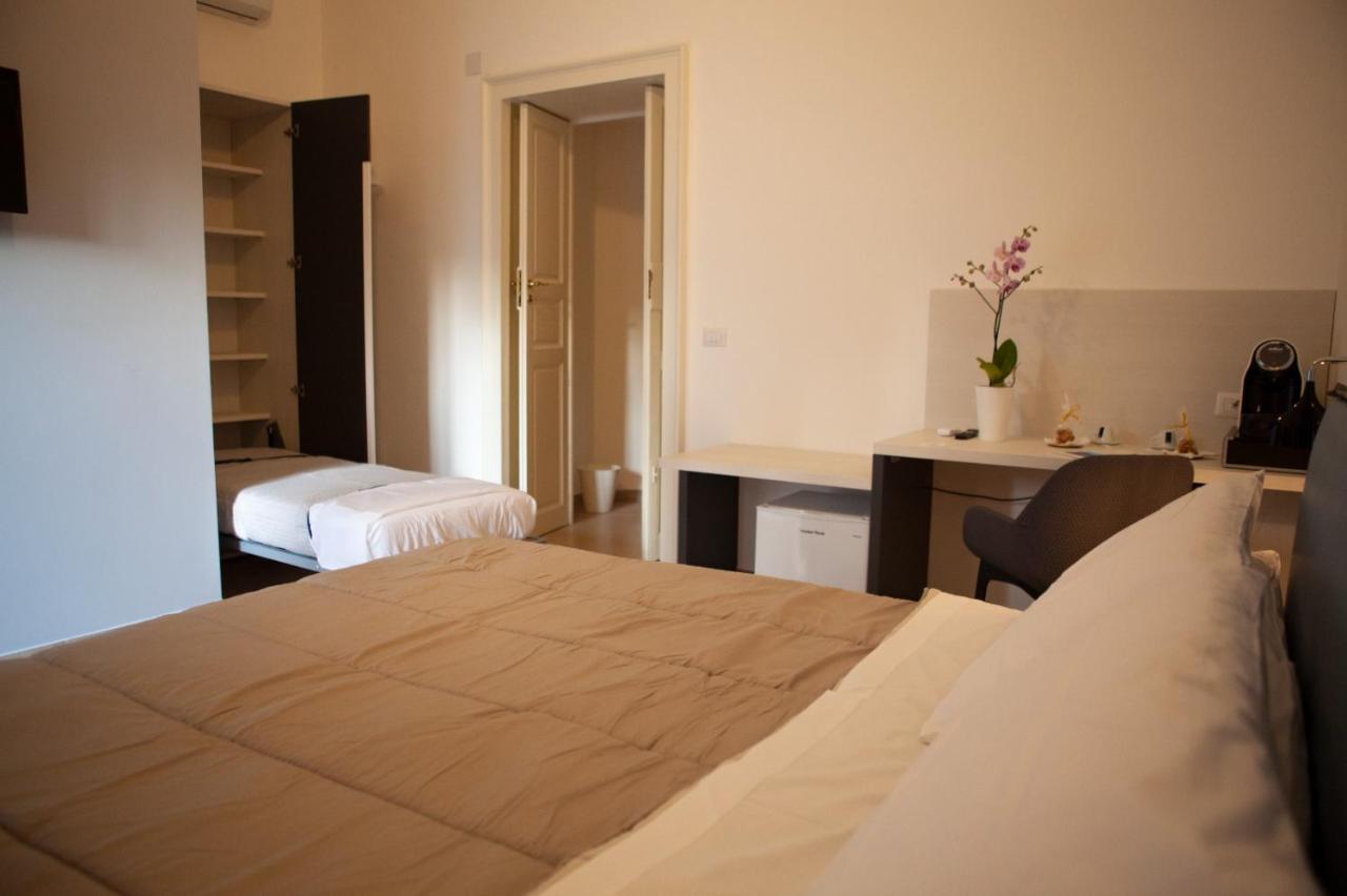Casapaola B&B Rooms Ачиреале Экстерьер фото